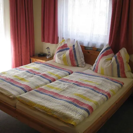 アパート Embacher ゼル